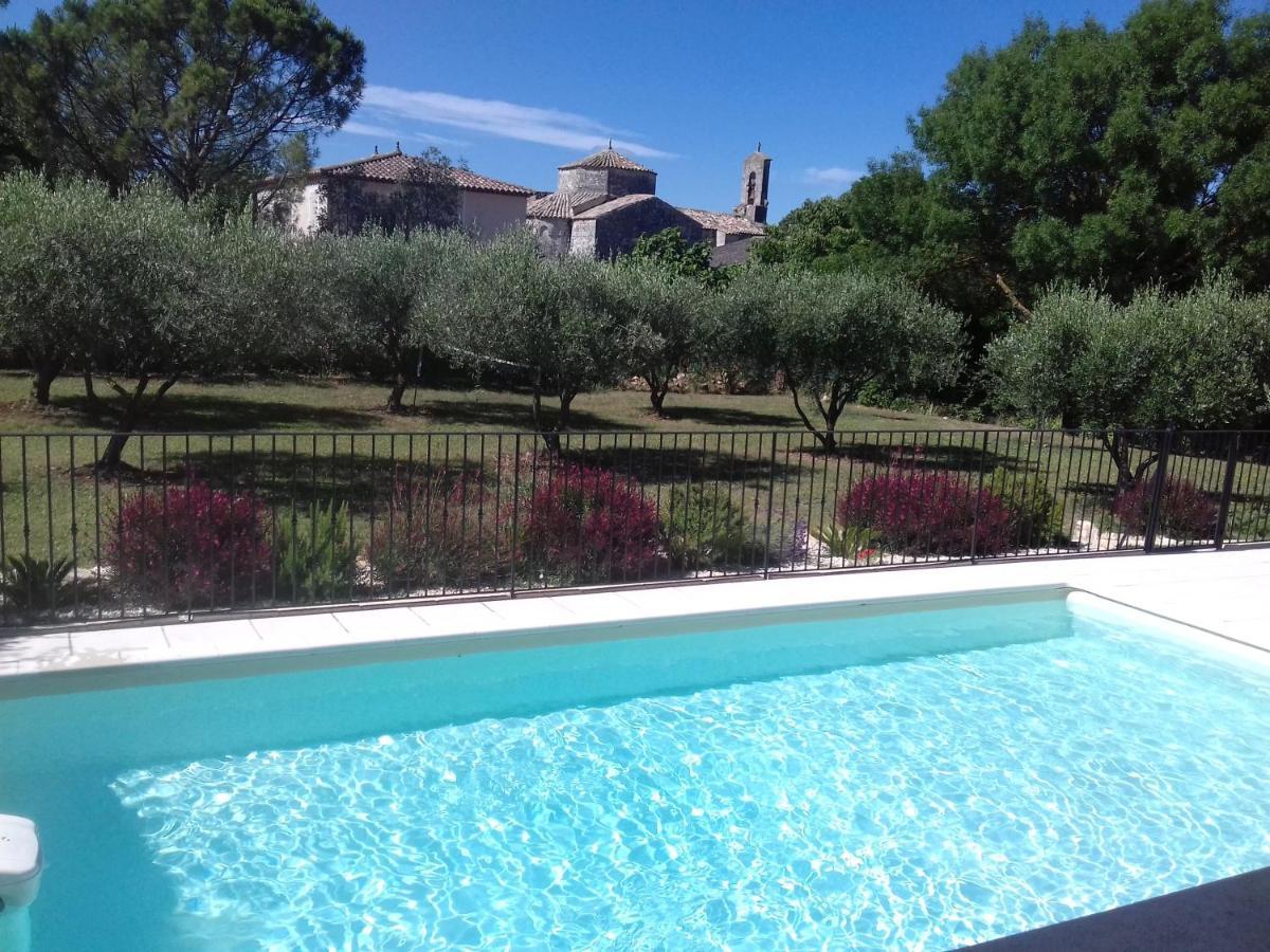 La Clastre Location D'Un Studio Avec Piscine Et Clim Pres D'Uzes Bourdic Екстер'єр фото