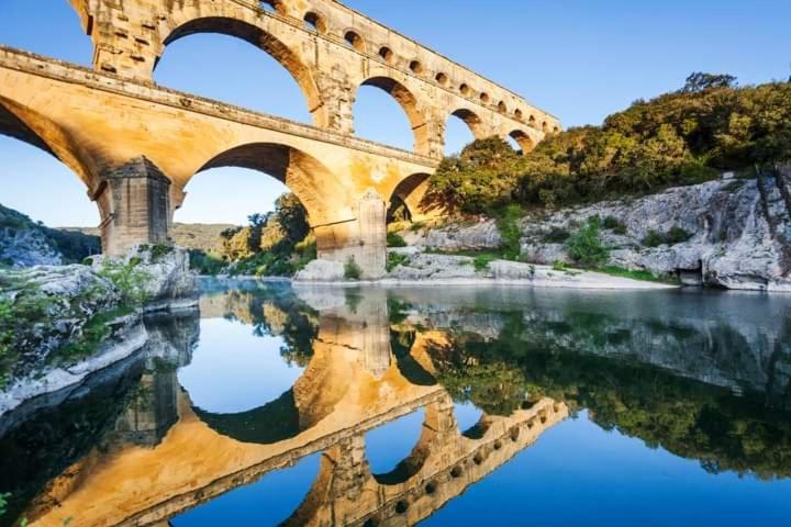 La Clastre Location D'Un Studio Avec Piscine Et Clim Pres D'Uzes Bourdic Екстер'єр фото